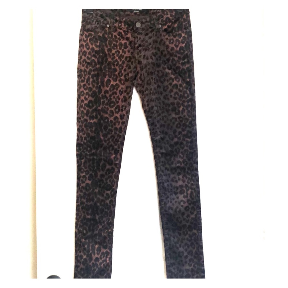 Forever 21 Velvet Leopard 4 Pocket Style Jeans